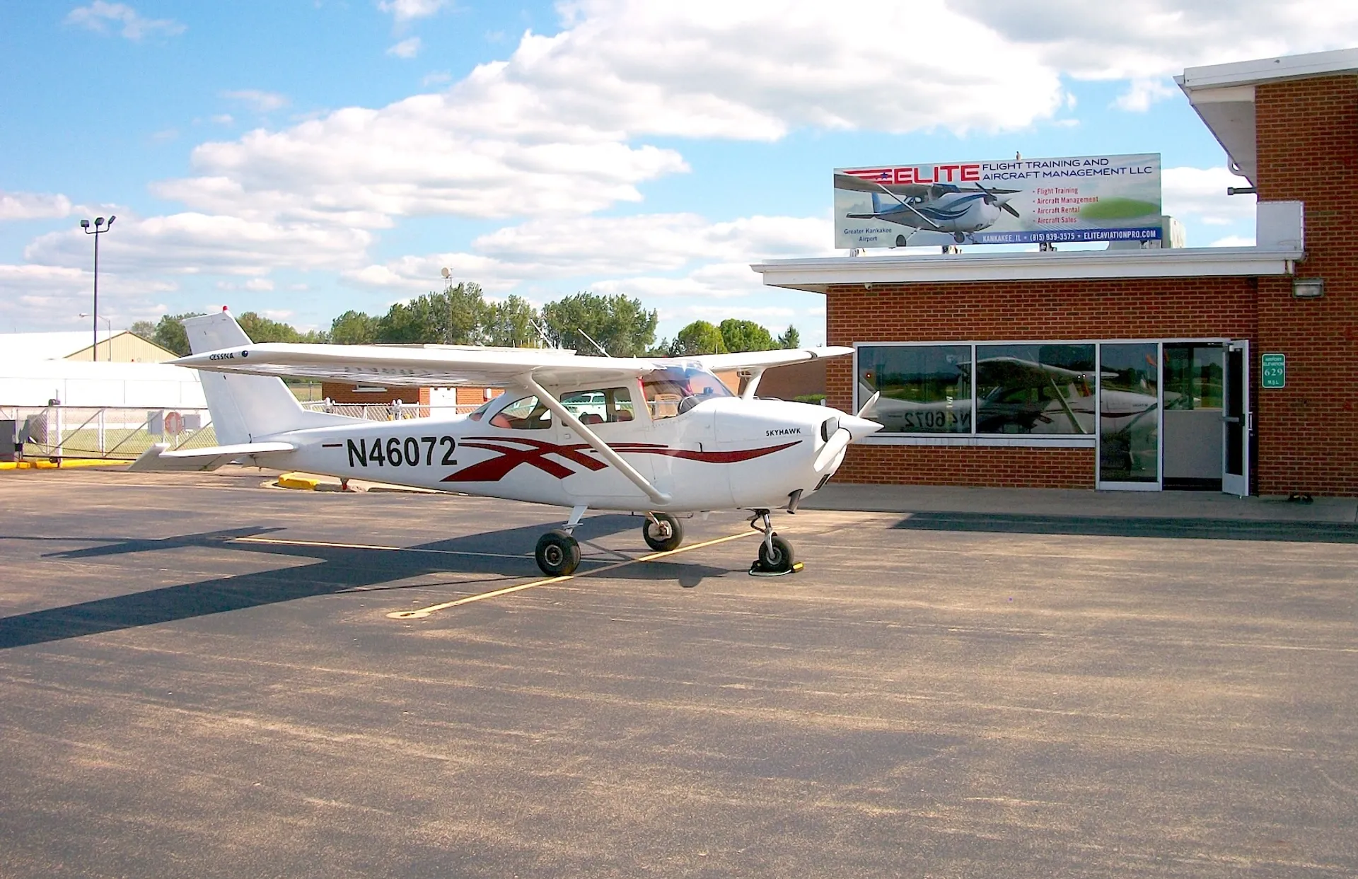 elite flight training student in the cockpit of a Cessna 172